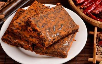 無渣火鍋好吃嗎？哪里有無渣火鍋底料廠家？無渣火鍋底料批發(fā)！
